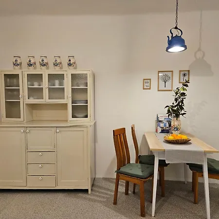 Jager Apartment *