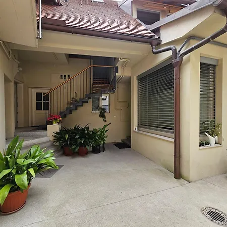 Jager Tour As ليوبليانا